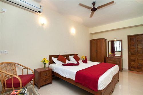 Sea Mist Resort Candolim Bagian luar foto